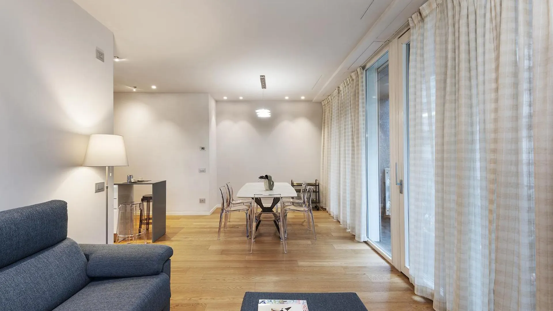 Fifty Eight Milan Duomo Two Bedrooms 0*,  Italië