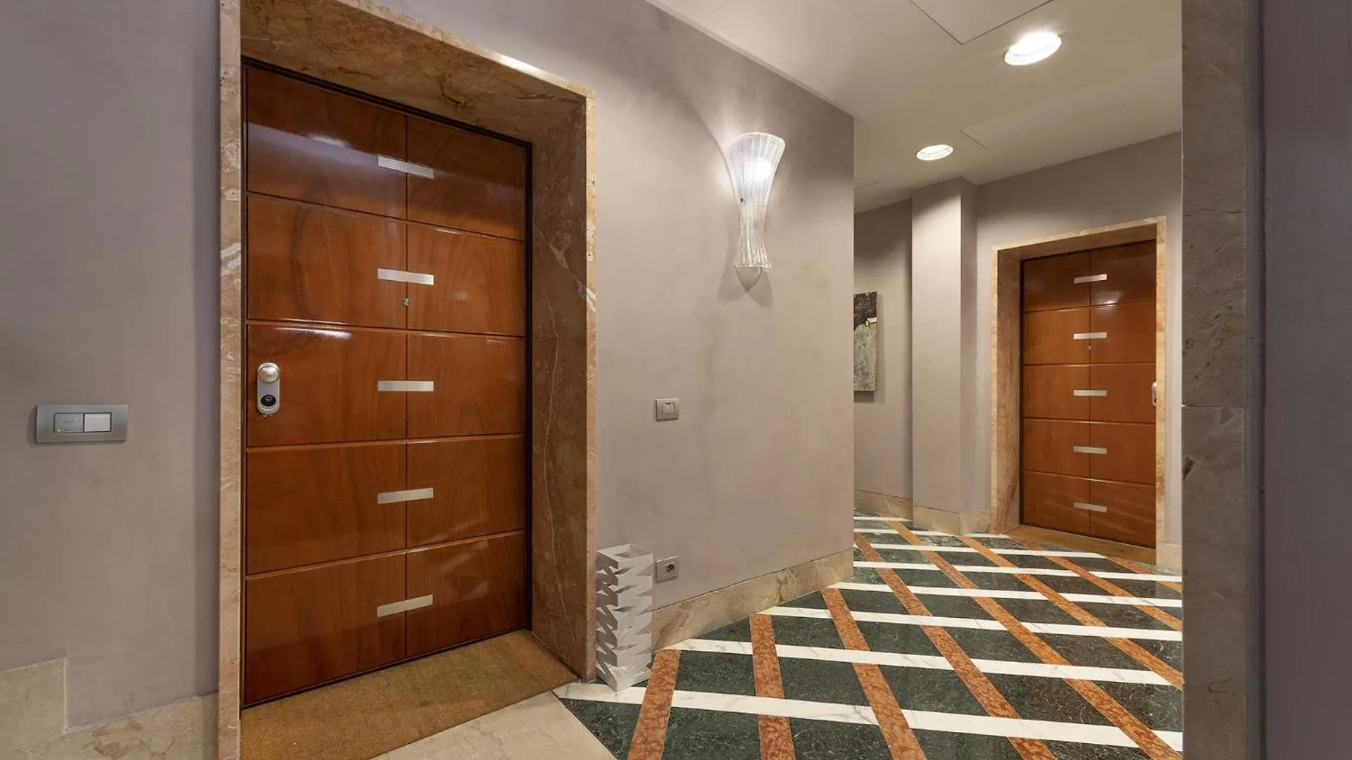 Fifty Eight Milan Duomo Two Bedrooms Ιταλία