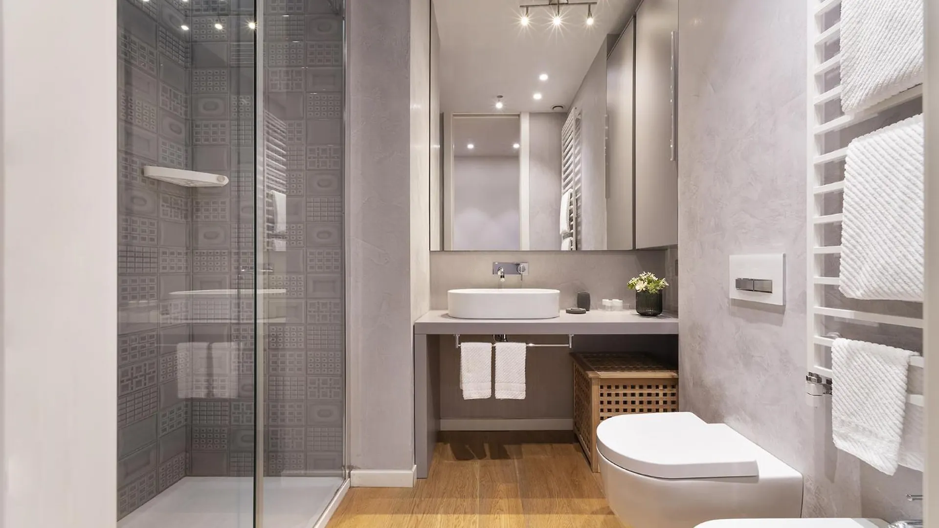 Fifty Eight Milan Duomo Two Bedrooms 0*,